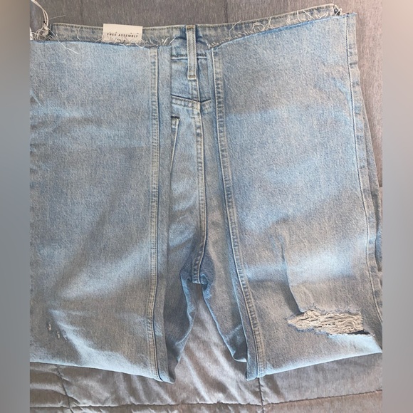 Super High Rise Ripped Jeans - Picture 8 of 15